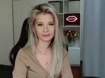 Chaturbate Live Sex of kristineamore