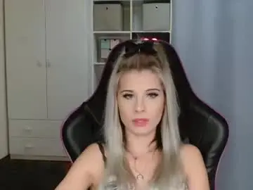 Chaturbate Adult Webcams of kristineamore