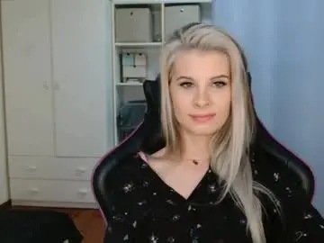 Chaturbate Live Porn of kristineamore