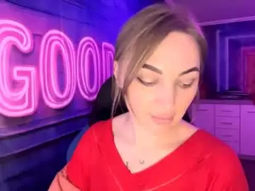 Chaturbate Free Live Porn of lunasky1111