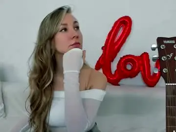 Chaturbate Best live sex cam show of biss_queen