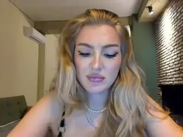 Chaturbate Sex Cam of hi_lina