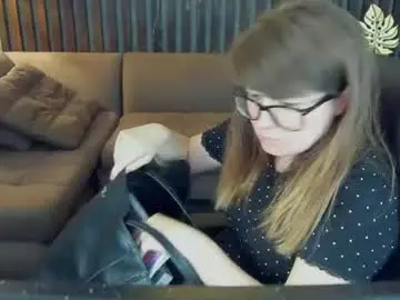 Chaturbate Live Sex of alexaamour1