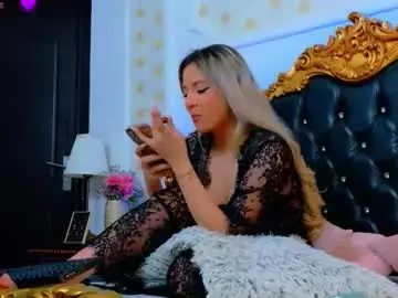 Chaturbate Best live sex cam show of taahiraarabian