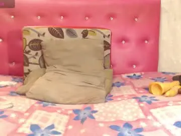 Chaturbate Live Sex Cam of karlafreakk11