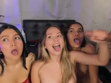 Chaturbate Adult Video Chat of valery_and_dani_