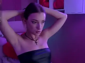 Chaturbate Live Sex Cam of elararay