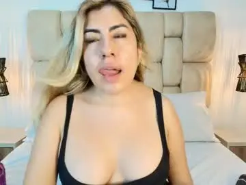 Chaturbate Best live sex cam show of sarablonde_t