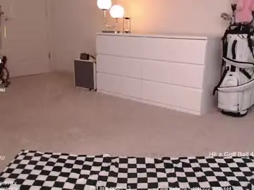 Chaturbate Live Sex Cam of petitebrat