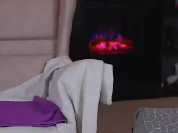 Chaturbate Adult Webcam of evelyn_evyy