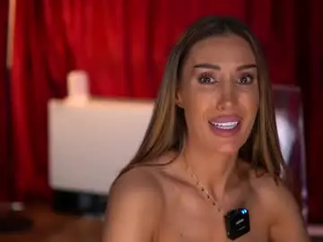 Chaturbate Sex Cam of evelyn_evyy