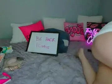 Chaturbate Live Sex Cam of kelsearae
