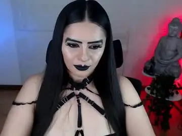 Chaturbate Free Porn Cam of emili_evans_