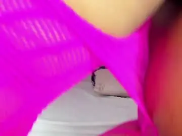 Chaturbate Adult Video Chat of roxy_sexy69