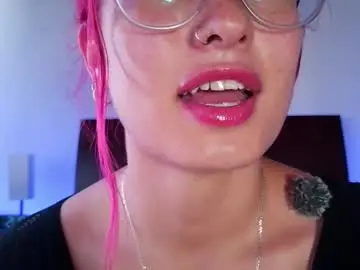 Chaturbate Watch Live Sex Cams of luccycollins_