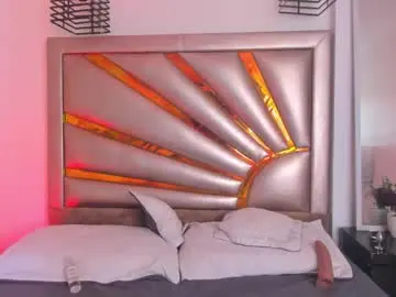 Chaturbate Live Sex Cam of majenta_