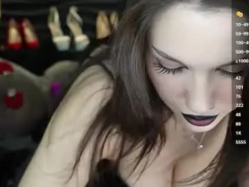 Chaturbate Free Live Porn of mistress_darsy