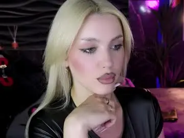 Chaturbate Sex Cam of mistress_darsy