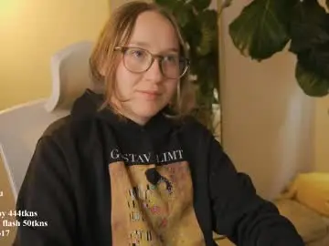 Chaturbate Free Porn Cam of skarpio17