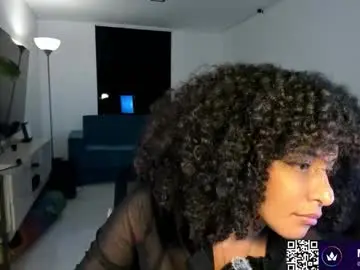 Chaturbate Adult Video Chat of bronzetease