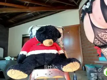 Chaturbate Live Porn of little_izzi
