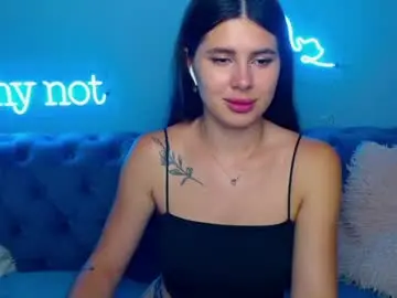 Chaturbate Free Porn Cam of viollinalv