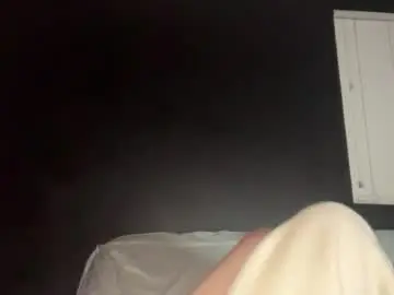 Chaturbate Adult Video Chat of cloudyydayzz
