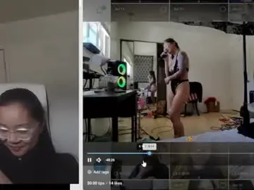 Chaturbate Live Sex Cam of trvnkitty