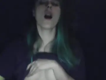 Chaturbate Live Sex Cam of flower_bluee