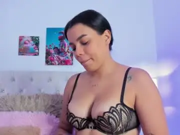 Chaturbate Live Porn of maithe_022