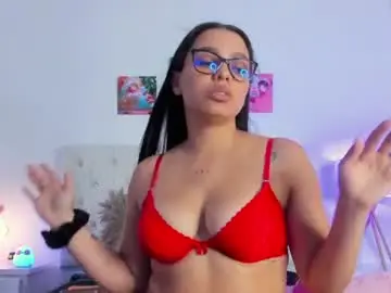 Chaturbate Live Sex Cam of maithe_022