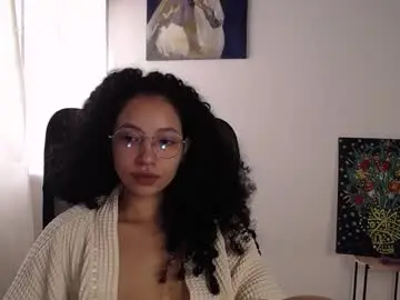 Chaturbate Live Sex Cam of treasuresz