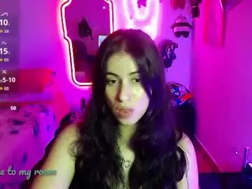 Chaturbate Live Sex Cam of aleja_diamond
