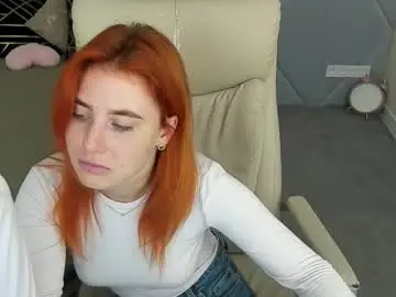 Chaturbate Live Sex of emilyfoxxi