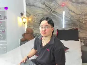 Chaturbate Live Sex of noah_koraline