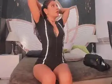 Chaturbate Free Live Porn of sensually_explosive