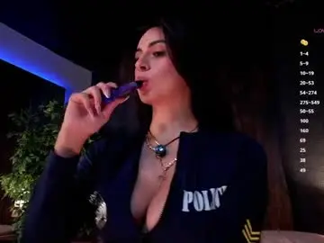 Chaturbate Live Sex Cam of taylor_jonnees