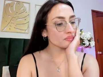 Chaturbate Free Porn Cam of andracyruss