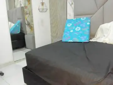 Chaturbate Adult Video Chat of aurorarouse2