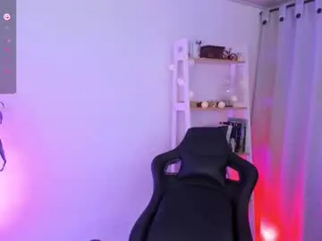 Chaturbate Free Porn Cam of emmax_x