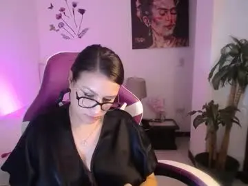 Chaturbate Adult Video Chat of esmeralda098