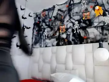 Chaturbate Live Sex Cam of pink__tiffany