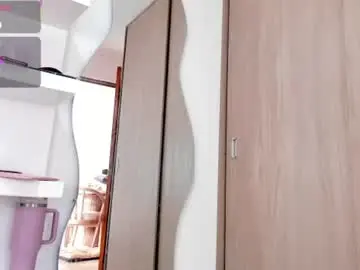 Chaturbate Watch Live Sex Cams of queen_antonella_oficial1