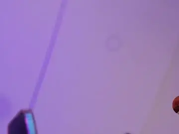 Chaturbate Live Sex Cam of alana_haze