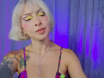 Chaturbate Best live sex cam show of mooncinna