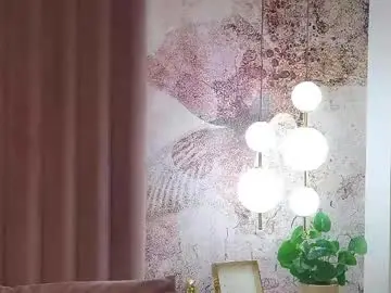Chaturbate Free Live Porn of ariaheart_