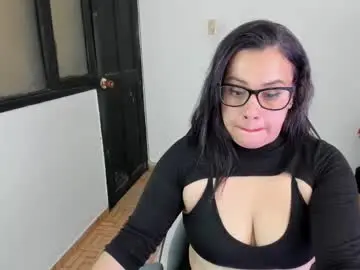 Chaturbate Live Sex Cam of aylaislem