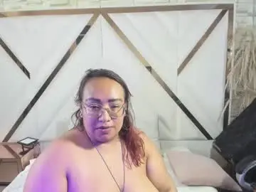 Chaturbate Nude Webcam of shara_oz