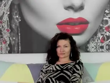 Chaturbate Adult Webcam of illegalbeauty87