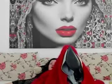 Chaturbate Adult Video Chat of illegalbeauty87